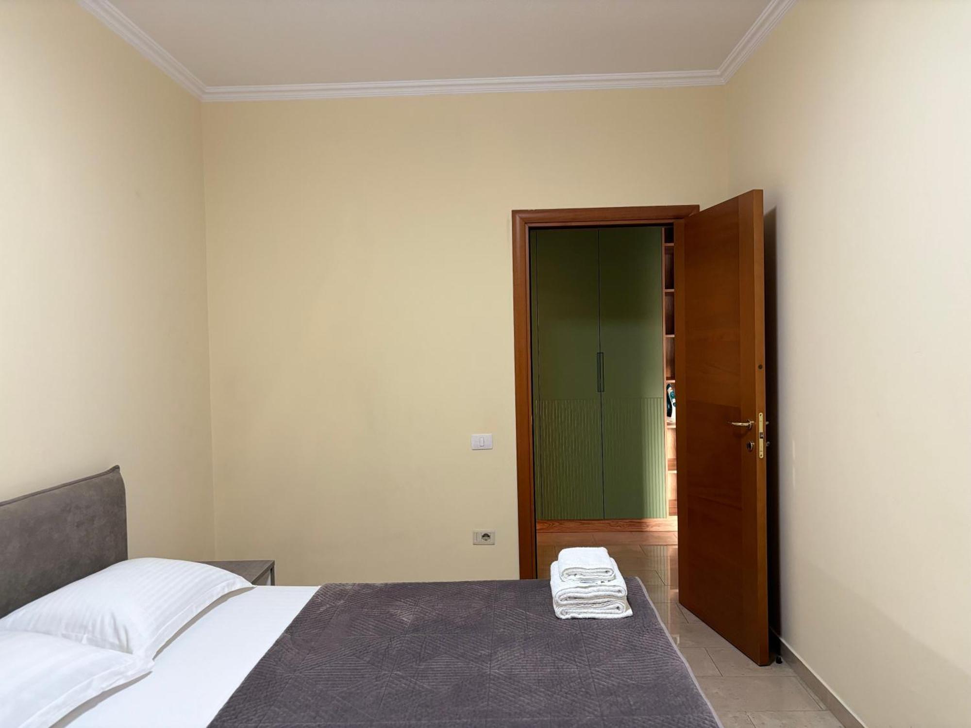 טיראנה Tam 2Bdr Center Taiwan Apartment מראה חיצוני תמונה